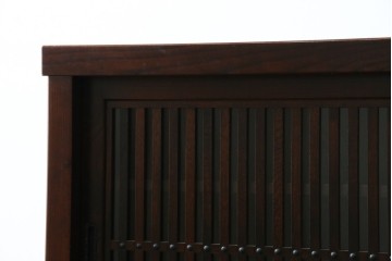 中古　美品　タモ材　落ち着いた佇まいで空間に取り入れやすい水屋箪笥　(R-085741)