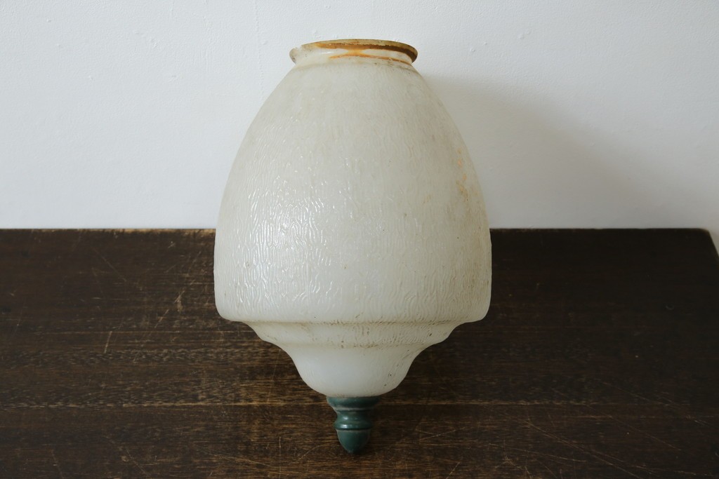 《引っ掛けシーリング式ペンダントライト加工費込み》　和製ヴィンテージ　ミルクガラス　可憐なシルエットのペンダントライト　(R-085744)