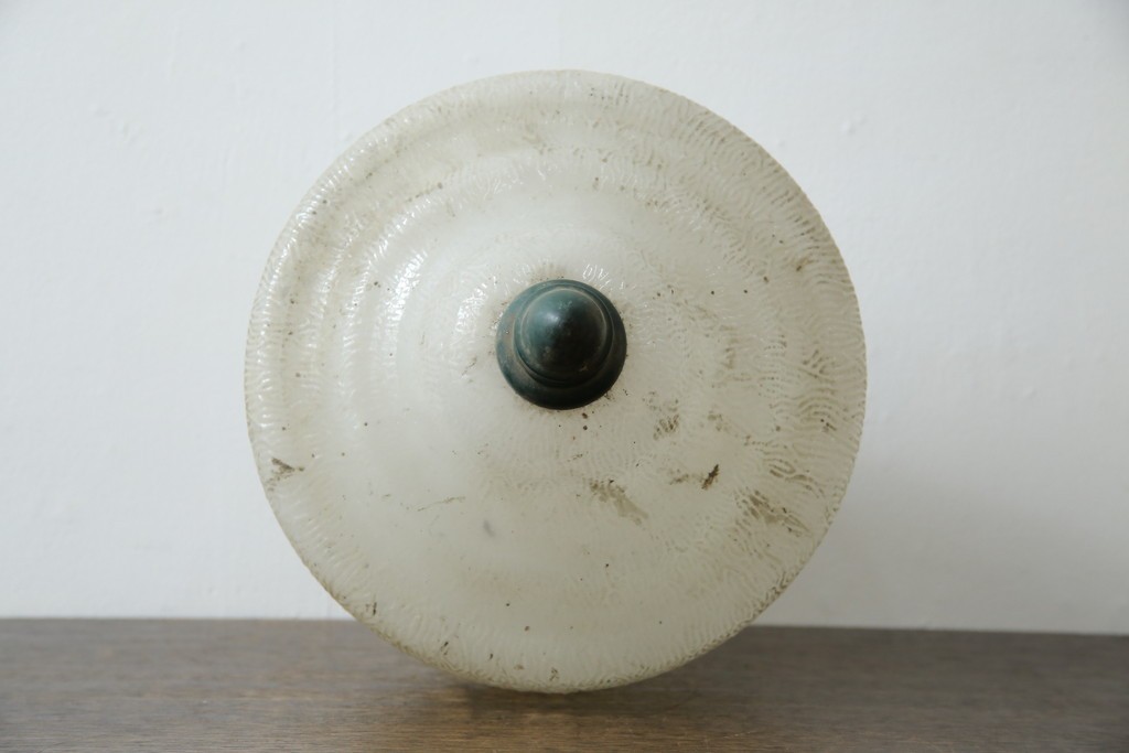 《引っ掛けシーリング式ペンダントライト加工費込み》　和製ヴィンテージ　ミルクガラス　可憐なシルエットのペンダントライト　(R-085744)