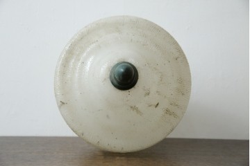 《引っ掛けシーリング式ペンダントライト加工費込み》　和製ヴィンテージ　ミルクガラス　可憐なシルエットのペンダントライト　(R-085744)