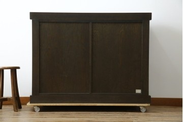 中古　美品　飛騨産業　JAPAN PROVINCIAL(ジャパンプロヴィンシャル)　格子戸の意匠が趣深い帳場箪笥　定価約95万円　(R-085751)