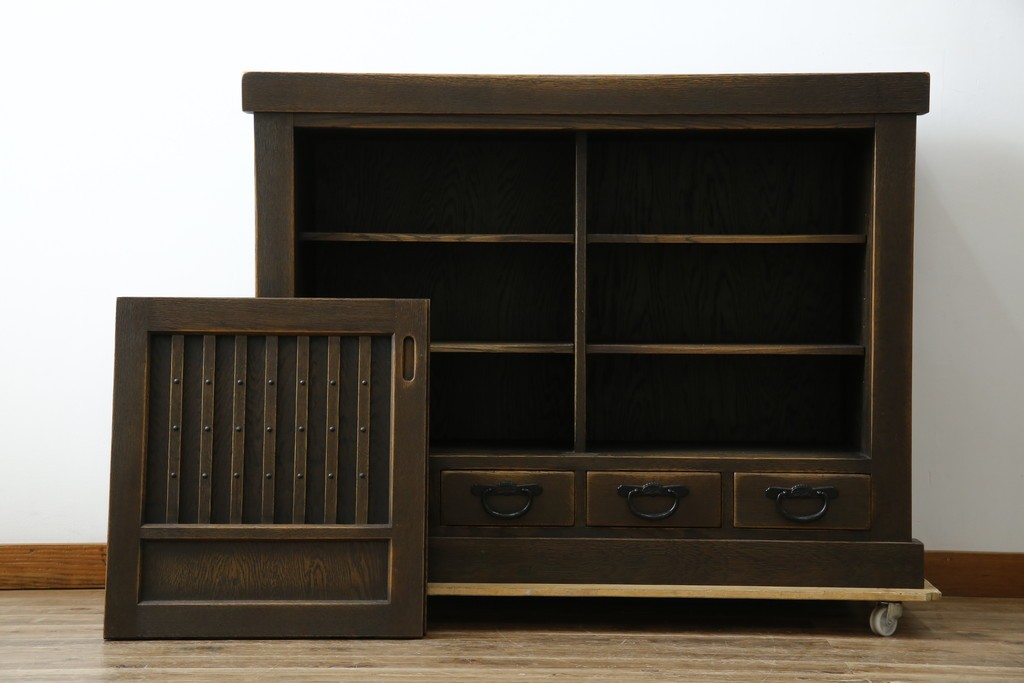 中古　美品　飛騨産業　JAPAN PROVINCIAL(ジャパンプロヴィンシャル)　格子戸の意匠が趣深い帳場箪笥　定価約95万円　(R-085751)