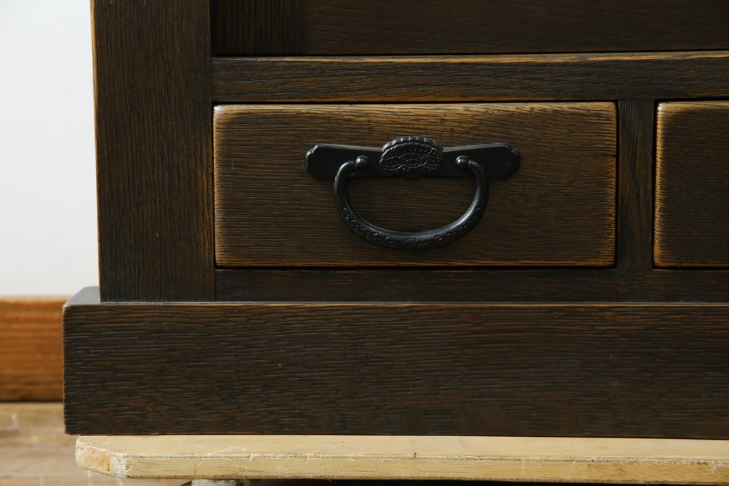 中古　美品　飛騨産業　JAPAN PROVINCIAL(ジャパンプロヴィンシャル)　格子戸の意匠が趣深い帳場箪笥　定価約95万円　(R-085751)