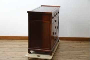 中古　国産指物工芸家具　花梨(カリン)材　オリエンタル　李朝デザイン×象嵌が目を引くキャビネット　定価推定約70万円以上　(R-085752)