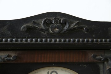 和製ヴィンテージ　日本時計(NIPPON CLOCK)　クラシカルな彫刻と木部の配色が上品な振り子時計　(R-085754)