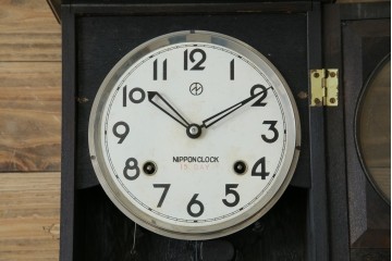 和製ヴィンテージ　日本時計(NIPPON CLOCK)　クラシカルな彫刻と木部の配色が上品な振り子時計　(R-085754)