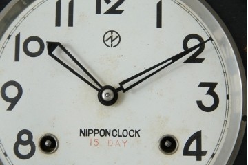 和製ヴィンテージ　日本時計(NIPPON CLOCK)　クラシカルな彫刻と木部の配色が上品な振り子時計　(R-085754)