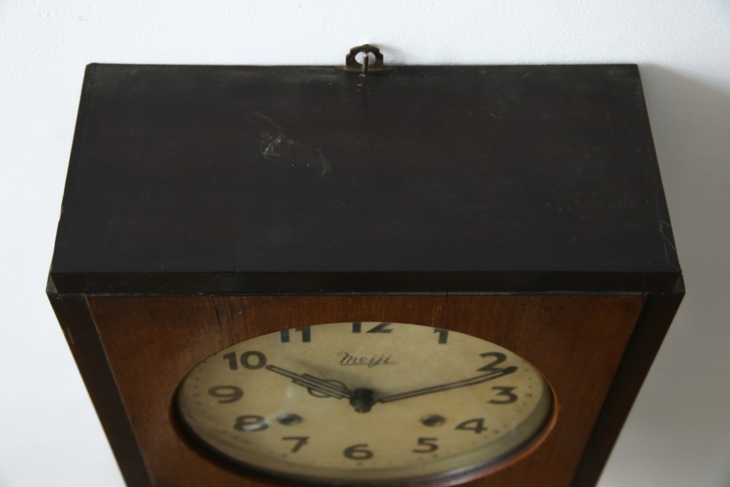 和製ヴィンテージ　Meiji(明治時計社)　ミッドセンチュリーテイストのお部屋にもぴったりなスクエア型の振り子時計　(R-085755)