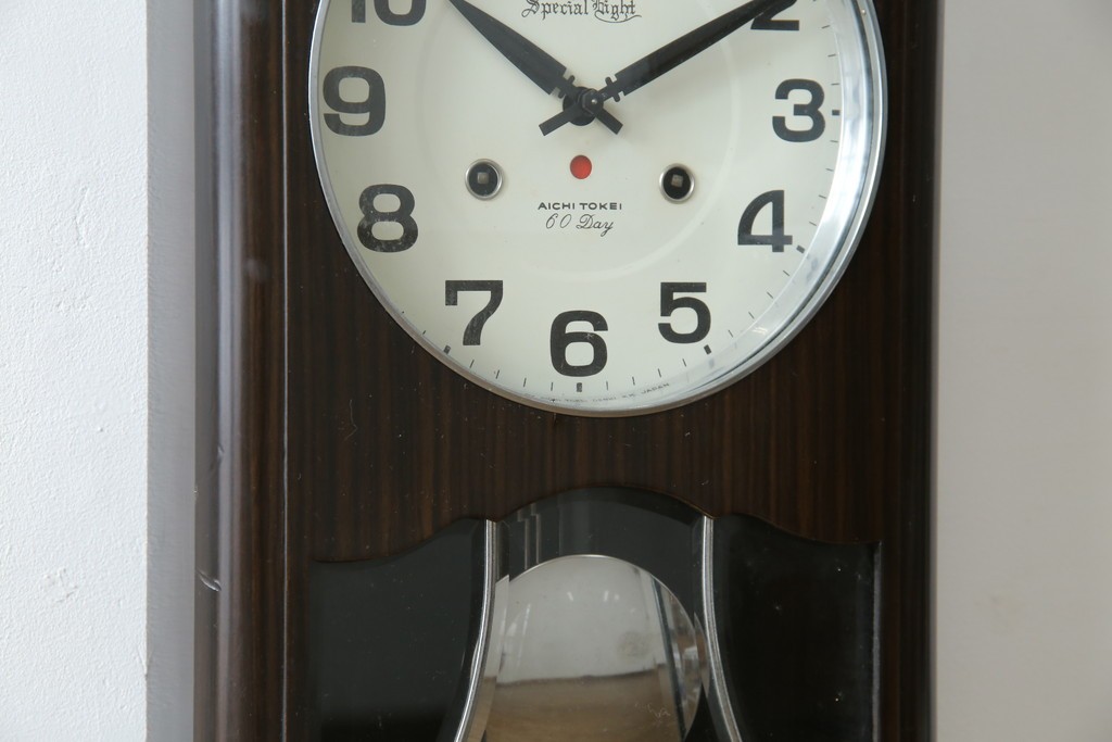和製ヴィンテージ　愛知時計電機(アイチ、AICHI)　レトロな文字盤と品の良い装飾が調和する振り子時計　(R-085756)