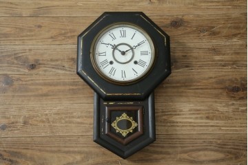 和製アンティーク　昭和初期　金彩の装飾が上品な八角振り子時計　(R-085758)