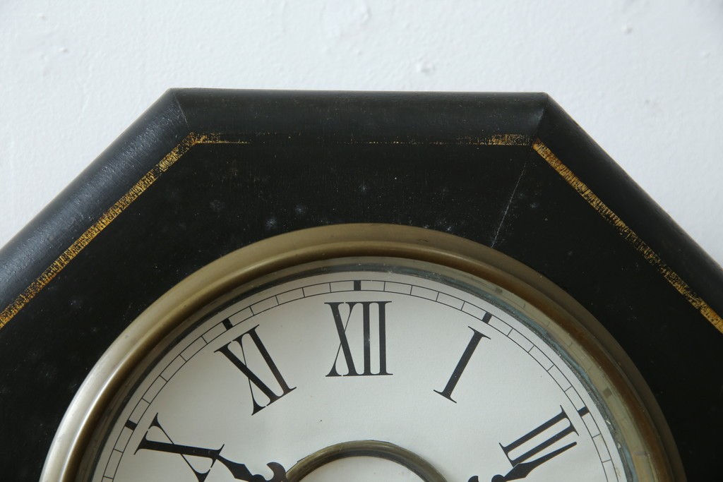 和製アンティーク　昭和初期　金彩の装飾が上品な八角振り子時計　(R-085758)