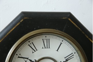 和製アンティーク　昭和初期　金彩の装飾が上品な八角振り子時計　(R-085758)