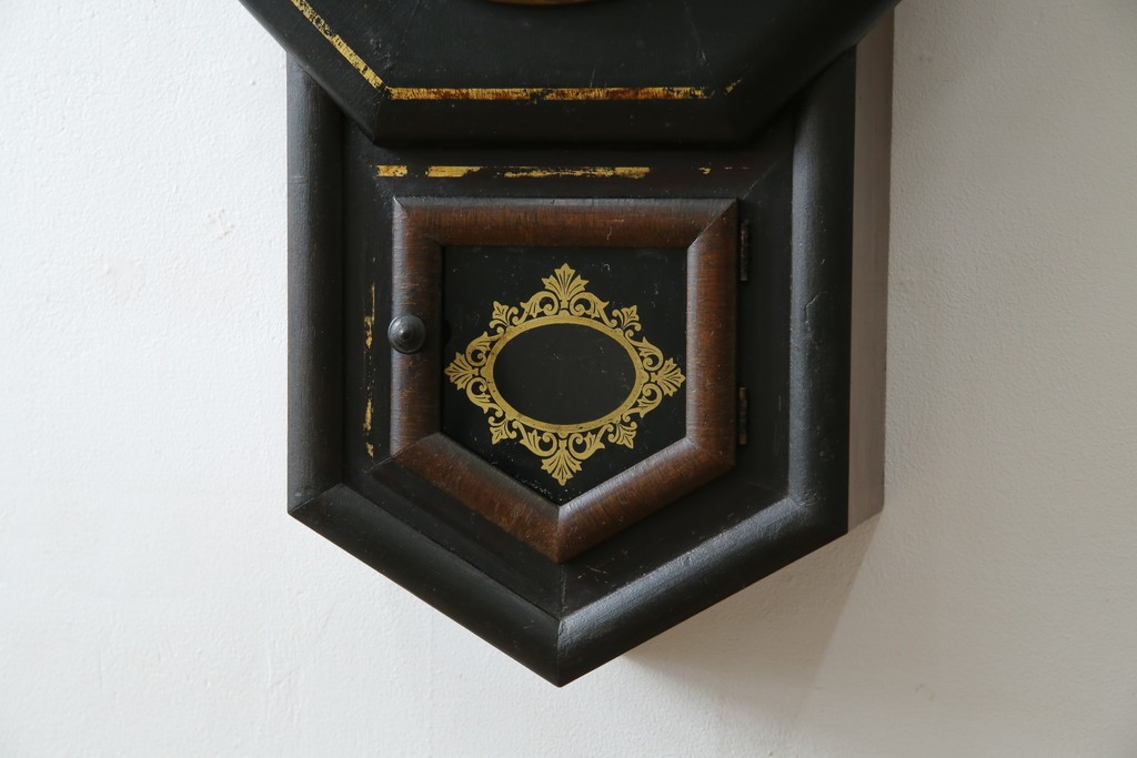 和製アンティーク　昭和初期　金彩の装飾が上品な八角振り子時計　(R-085758)