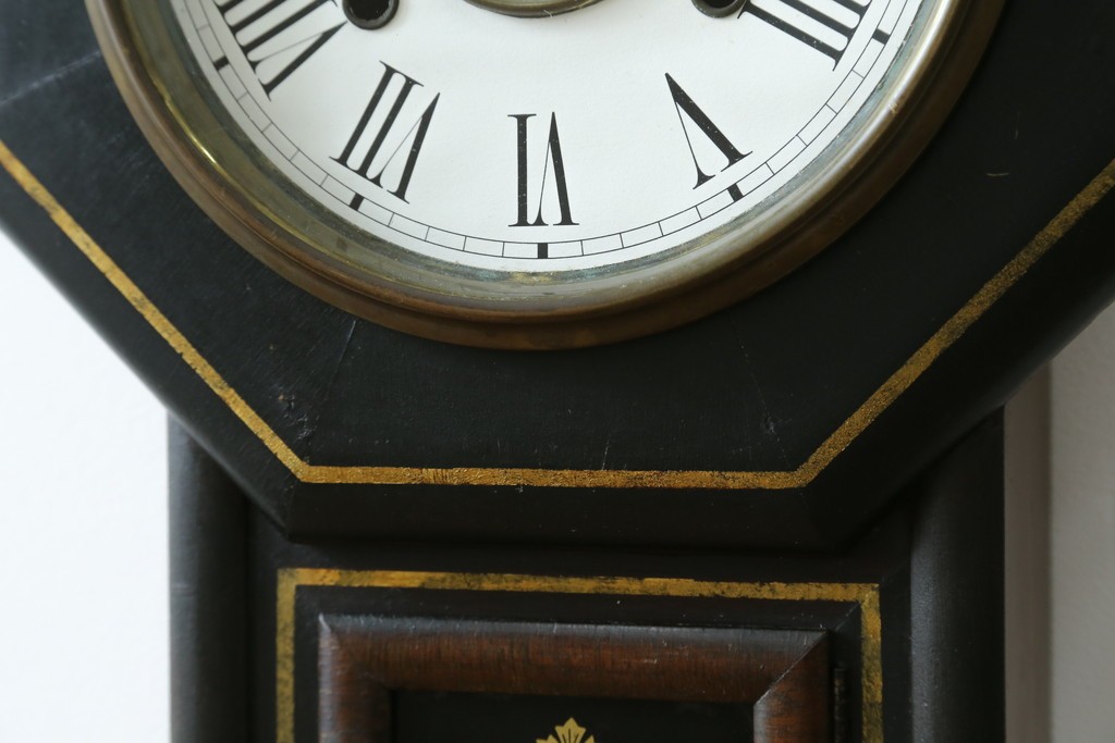 和製アンティーク　昭和初期　金彩の装飾が上品な八角振り子時計　(R-085758)