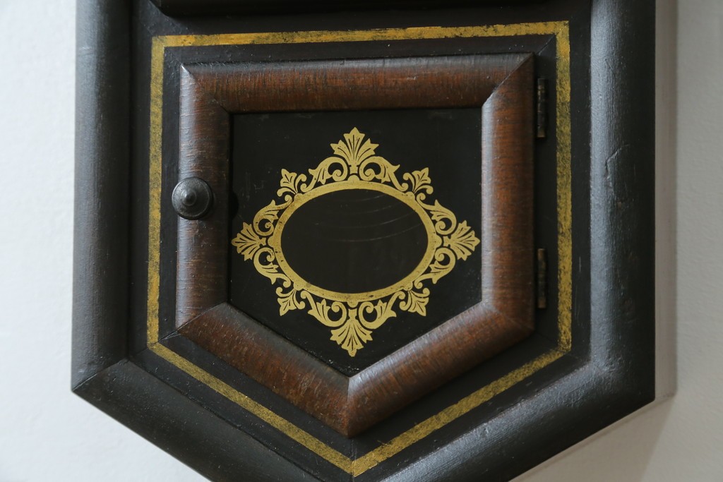 和製アンティーク　昭和初期　金彩の装飾が上品な八角振り子時計　(R-085758)