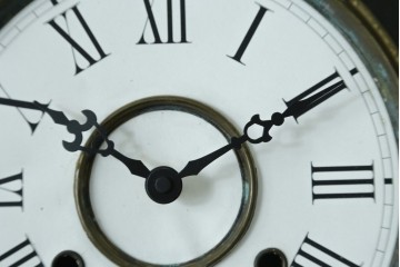 和製アンティーク　昭和初期　金彩の装飾が上品な八角振り子時計　(R-085758)