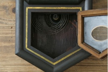 和製アンティーク　昭和初期　金彩の装飾が上品な八角振り子時計　(R-085758)