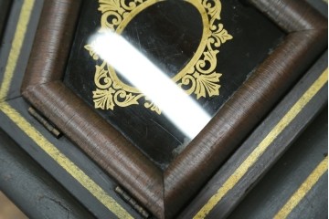 和製アンティーク　昭和初期　金彩の装飾が上品な八角振り子時計　(R-085758)