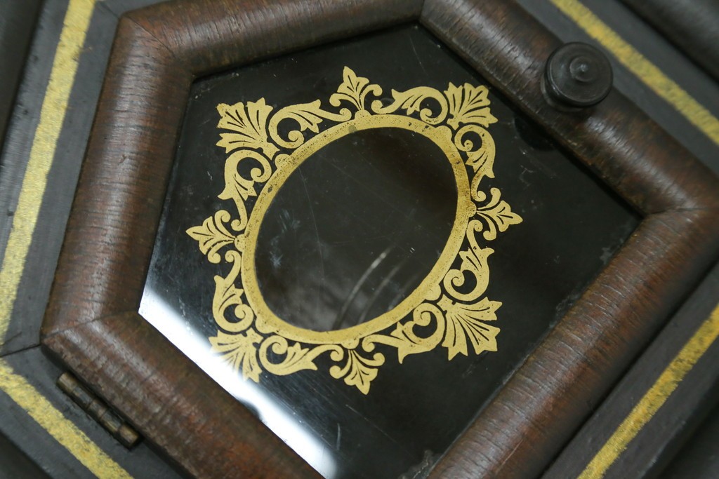 和製アンティーク　昭和初期　金彩の装飾が上品な八角振り子時計　(R-085758)