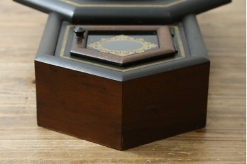 和製アンティーク　昭和初期　金彩の装飾が上品な八角振り子時計　(R-085758)