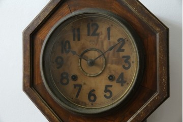 和製アンティーク　大正期　深みのある色合いが魅力の八角振り子時計　(R-085759)