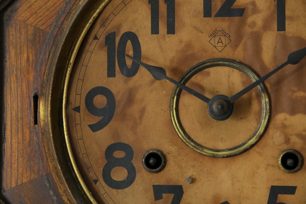 和製アンティーク　大正期　深みのある色合いが魅力の八角振り子時計　(R-085759)