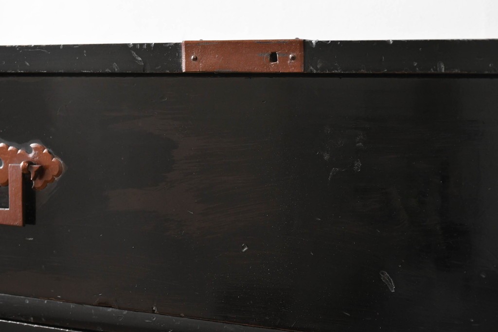 和製アンティーク　上手物!!　総桐材　立派な金具が際立つ上質な庄内箪笥　(R-085761)