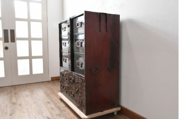 和製アンティーク　上手物!!　総桐材　立派な金具が際立つ上質な庄内箪笥　(R-085761)