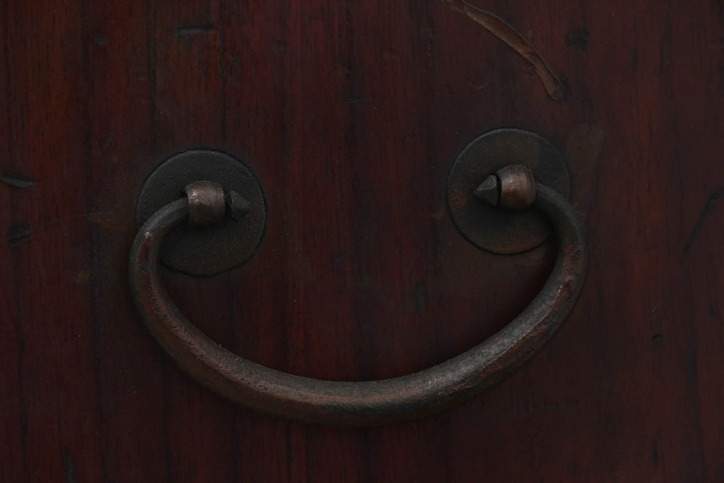 和製アンティーク　上手物!!　総桐材　立派な金具が際立つ上質な庄内箪笥　(R-085761)