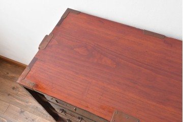 和製アンティーク　上手物!!　総桐材　立派な金具が際立つ上質な庄内箪笥　(R-085761)