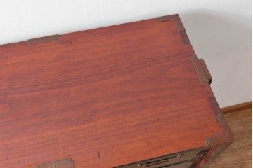 和製アンティーク　上手物!!　総桐材　立派な金具が際立つ上質な庄内箪笥　(R-085761)