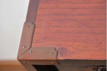 和製アンティーク　上手物!!　総桐材　立派な金具が際立つ上質な庄内箪笥　(R-085761)