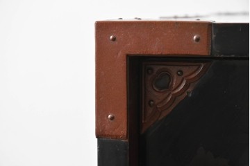 和製アンティーク　上手物!!　総桐材　立派な金具が際立つ上質な庄内箪笥　(R-085761)