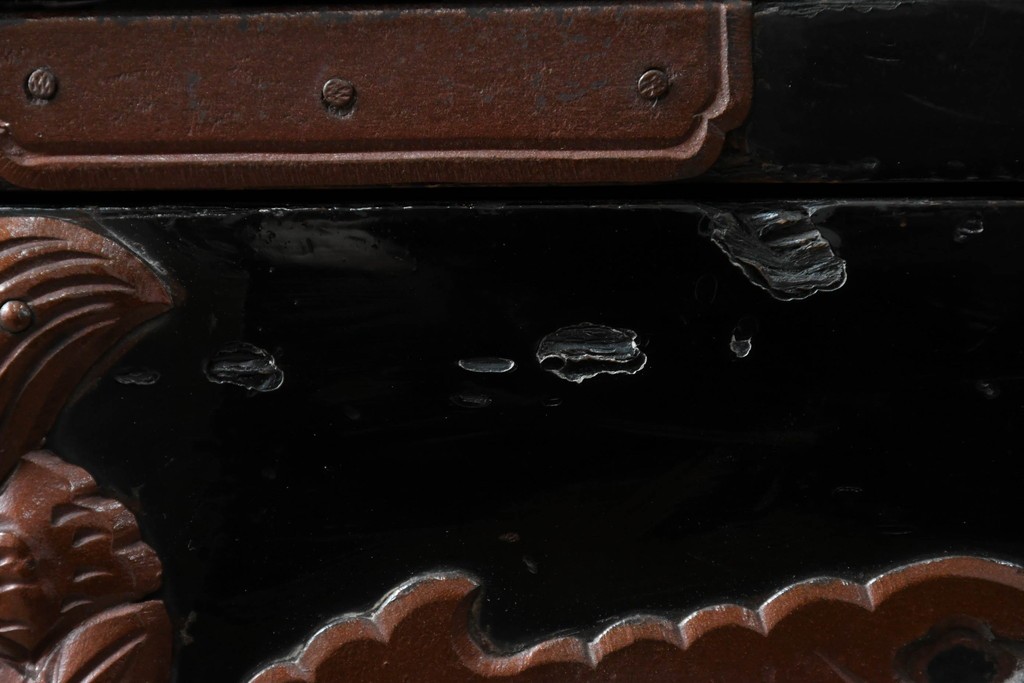 和製アンティーク　上手物!!　総桐材　立派な金具が際立つ上質な庄内箪笥　(R-085761)