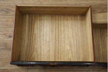 和製アンティーク　上手物!!　総桐材　立派な金具が際立つ上質な庄内箪笥　(R-085761)