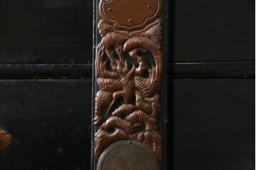 和製アンティーク　上手物!!　総桐材　立派な金具が際立つ上質な庄内箪笥　(R-085761)