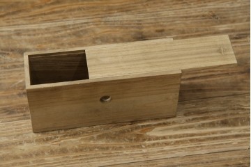 和製アンティーク　上手物!!　総桐材　立派な金具が際立つ上質な庄内箪笥　(R-085761)