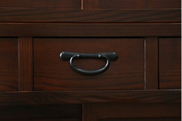 中古　美品　三越百貨店　三方栗材　凛とした印象を与える格子引き戸の水屋箪笥食器棚　(R-085765)