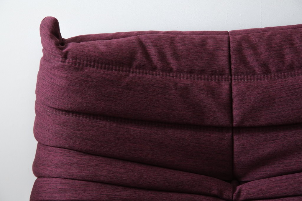 中古　美品　数回使用のみ!　Ligne roset(リーン・ロゼ)　ROSETTOGO(ロゼトーゴ)　張地Hランク　タグ付き　洗練されたモダンデザインの1人掛けソファ　(R-085769)
