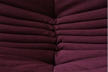 中古　美品　数回使用のみ!　Ligne roset(リーン・ロゼ)　ROSETTOGO(ロゼトーゴ)　張地Hランク　タグ付き　洗練されたモダンデザインの1人掛けソファ　(R-085769)