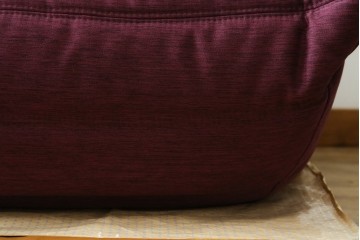 中古　美品　数回使用のみ!　Ligne roset(リーン・ロゼ)　ROSETTOGO(ロゼトーゴ)　張地Hランク　タグ付き　洗練されたモダンデザインの1人掛けソファ　(R-085769)