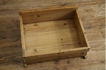 中古　美品　CRASH GATE(クラッシュゲート)取り扱い　Knot antiques(ノットアンティークス)　古材の素材感がおしゃれなガラス扉のサイドボード　(R-085770)