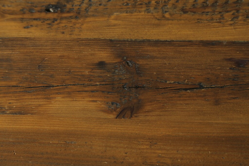 中古　美品　CRASH GATE(クラッシュゲート)取り扱い　Knot antiques(ノットアンティークス)　スギ材　古材の素材感がおしゃれなガラス扉のサイドボード　(R-085770)