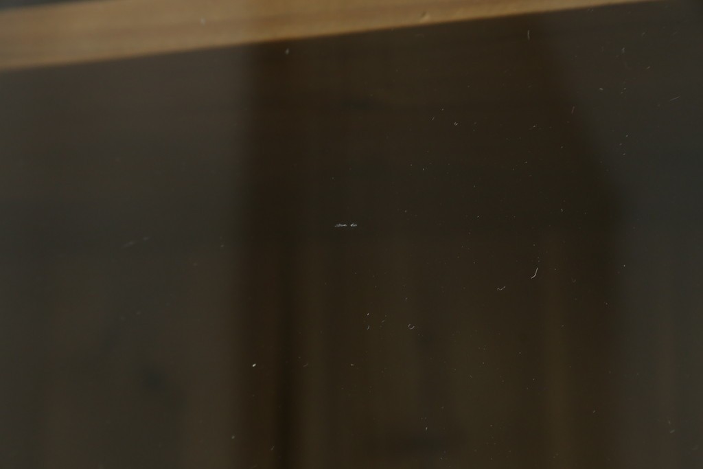 中古　美品　CRASH GATE(クラッシュゲート)取り扱い　Knot antiques(ノットアンティークス)　スギ材　古材の素材感がおしゃれなガラス扉のサイドボード　(R-085770)