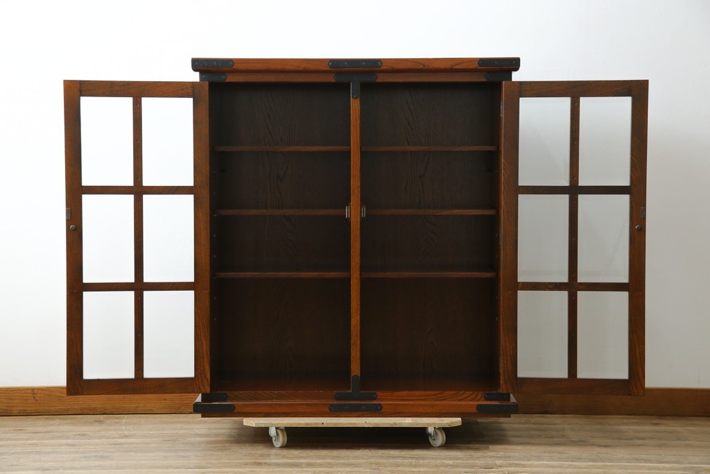 中古　美品　希少な廃番品!　駿河民芸　造りの良さが光る格子扉の和風キャビネット　(R-085772)