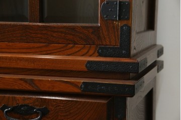 中古　美品　希少な廃番品!　駿河民芸　造りの良さが光る格子扉の和風キャビネット　(R-085772)