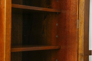 中古　美品　希少な廃番品!　駿河民芸　造りの良さが光る格子扉の和風キャビネット　(R-085772)