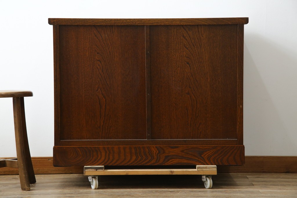 中古　美品　希少な廃番品!　駿河民芸　美しい木目と重厚な金具が際立つ上質な引き出し付き和風キャビネット　(R-085773)