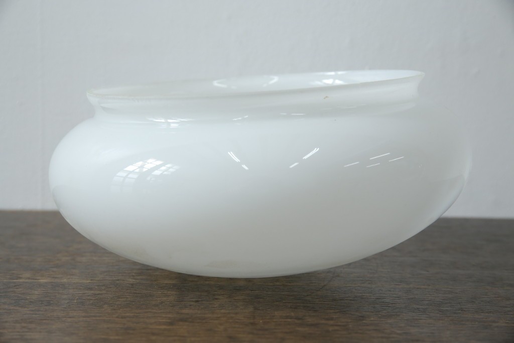 和製アンティーク　木製台座が温かみを添えるレトロなシーリングライト　(R-085774)