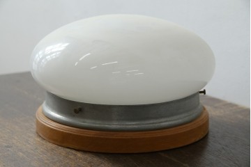 和製アンティーク　木製台座が温かみを添えるレトロなシーリングライト　(R-085774)